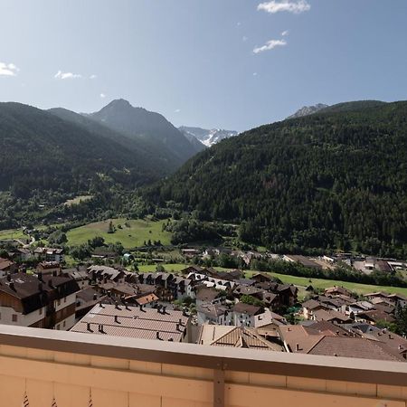 Hotel Vezza Alpine Lodge & Spa 베짜 도글리오 외부 사진